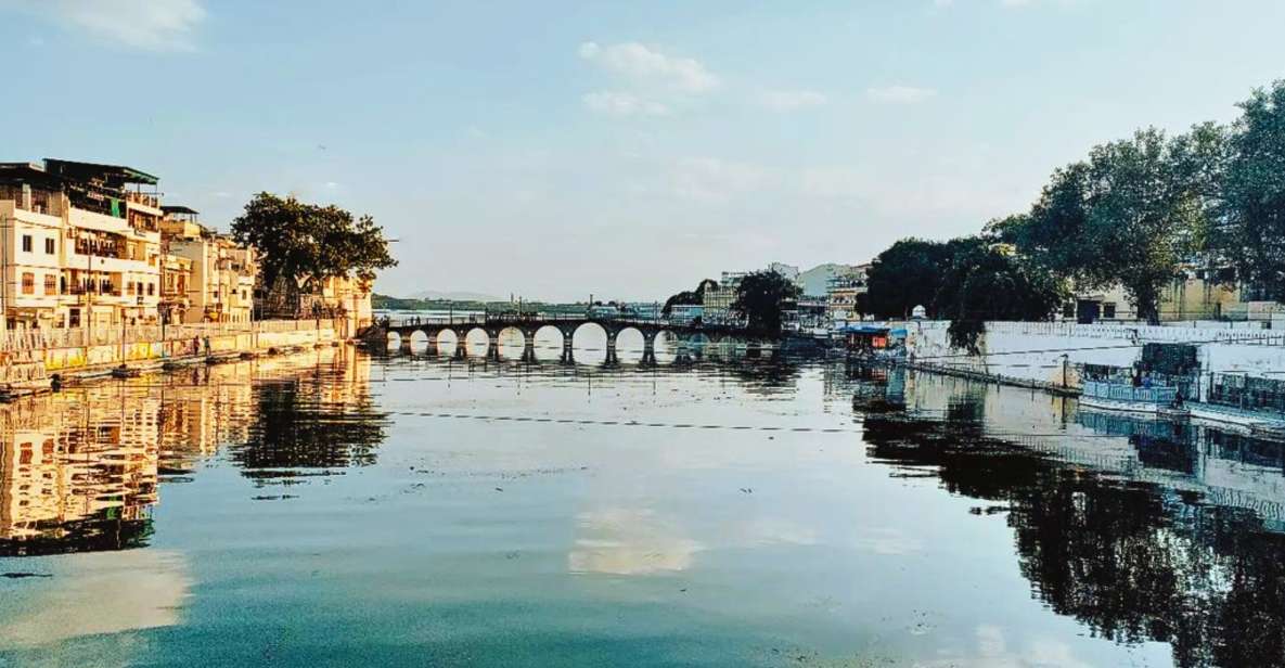 Udaipur Cultural Walking Tour with Local Snacks - Bagore Ki Haveli: Royal-Era Style Seen in the Real World