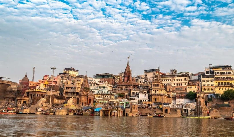 Varanasi: Day Tour with Sarnath and Boat Ride - Ganga Aarti at Dasaswamedh Ghat: the fire-and-chant finale