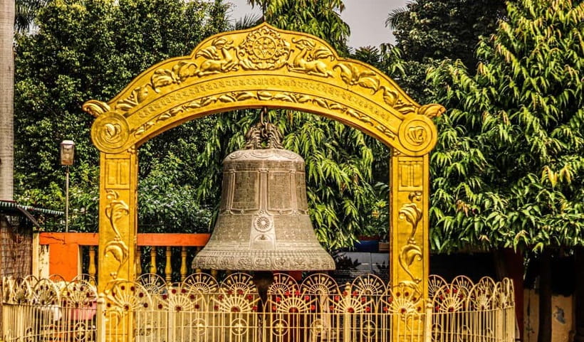 Varanasi: Day Tour with Sarnath and Boat Ride - Sarnath by afternoon: Buddha’s first sermon area, with multiple layers to see